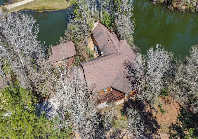 3rd image of 10 Raccoon Ramble, Cleveland, TX 77327 | MLS# 66522654