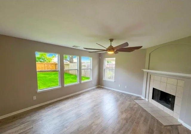 5th image of 31723 Royal Woods Ct, Conroe, TX 77385 | MLS# 83693677