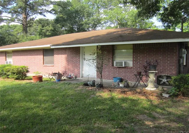 Photo 2 of Single family home for sale at 14758 Lucas Dr, Splendora, TX 77372 | MLS# 93413215 | Listing updated on 2026-01-16