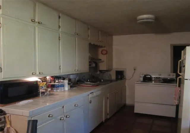 Photo 3 of Single family home for sale at 14758 Lucas Dr, Splendora, TX 77372 | MLS# 93413215 | Listing updated on 2026-01-16