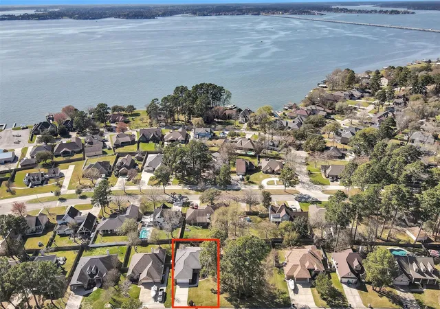 Photo 2 of Sale Pending at 12651 Capricornus Dr, Willis, TX 77318 | MLS# 51754374 | Listing updated on 2026-10-03