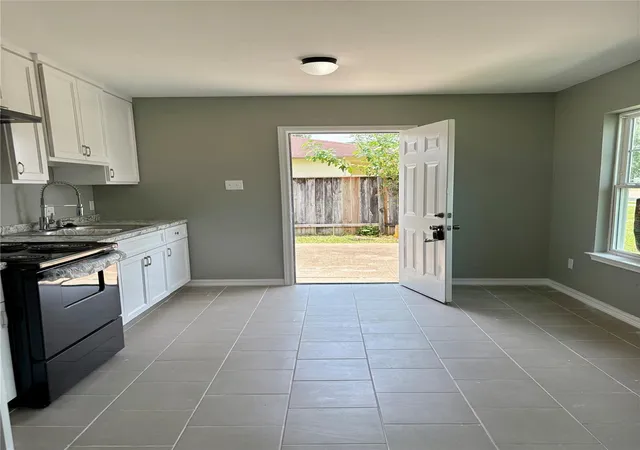 3rd image of 1108 Jackson Ave, Pasadena, TX 77506 | MLS# 89706004