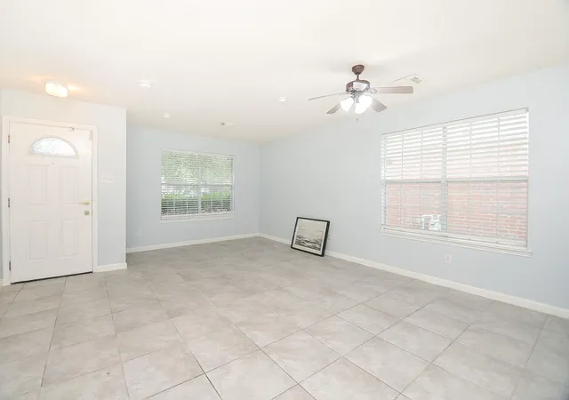 Photo 4 of Single family home for sale at 9503 Eaglewood Spring Dr, Houston, TX 77083 | MLS# 38521837 | Listing updated on 2026-08-18