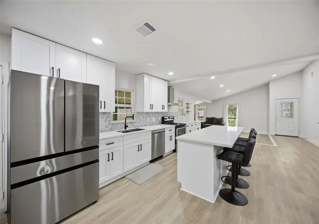 Photo 4 of Single family home for sale at 15807 Danford Dr, Houston, TX 77053 | MLS# 24555819 | Listing updated on 2026-09-05