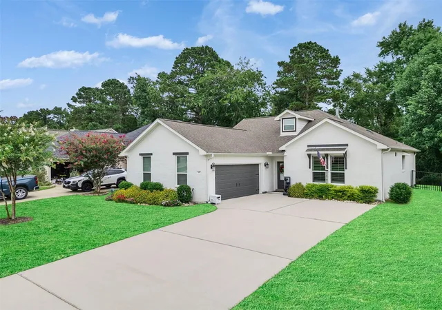 Photo 1 of Single family home for sale at 49 Wyndemere Dr, Montgomery, TX 77356 | MLS# 410044 | Listing updated on 2026-09-05