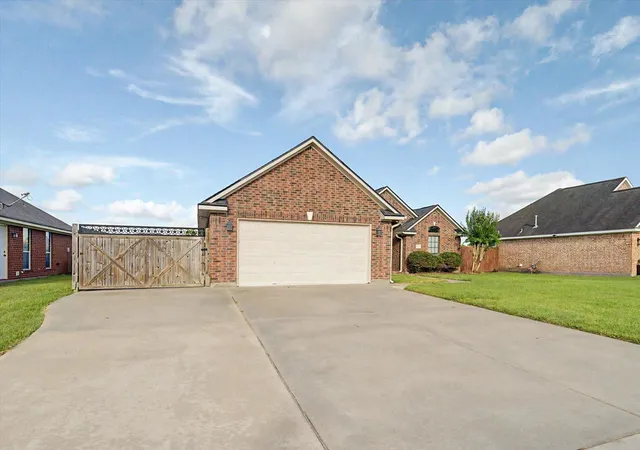 Homes for sale in Richwood, TX | 1015 Cardinal Dr, Richwood, TX 77566 | MLS# 57249129