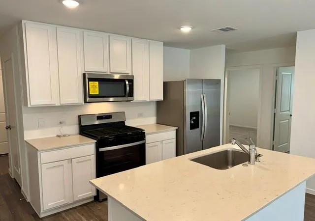 Photo 3 of Single family home for sale at 40830 Hawthorne Glades St, Magnolia, TX 77354 | MLS# 21500027 | Listing updated on 2026-09-12