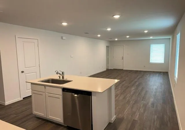 Photo 4 of Single family home for sale at 40830 Hawthorne Glades St, Magnolia, TX 77354 | MLS# 21500027 | Listing updated on 2026-09-12