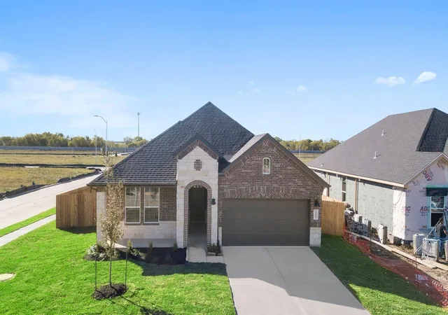 1st image of 2321 Poseidon St, League City, TX 77573 | MLS# 70677888