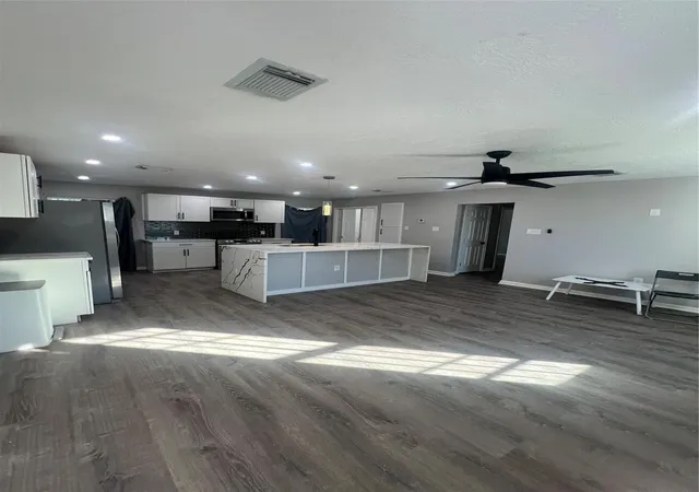 Photo 3 of Single family home for sale at 10525 Fairland Dr, Houston, TX 77051 | MLS# 84160531 | Listing updated on 2026-03-29