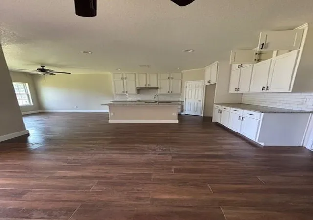 Photo 3 of Single family home for sale at 10525 Burman St, Houston, TX 77029 | MLS# 84032921 | Listing updated on 2026-07-17