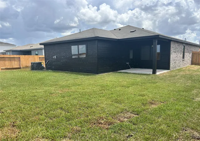 2nd image of 1616 Jean Meadow Dr, Rosenberg, TX 77471 | MLS# 509917