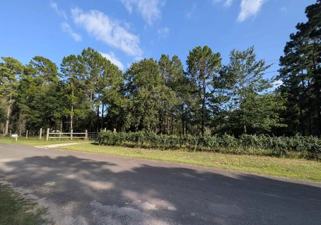 Homes for sale in Navasota, TX | 3948 Dogwood Trl, Navasota, TX 77868 | MLS# 41668564