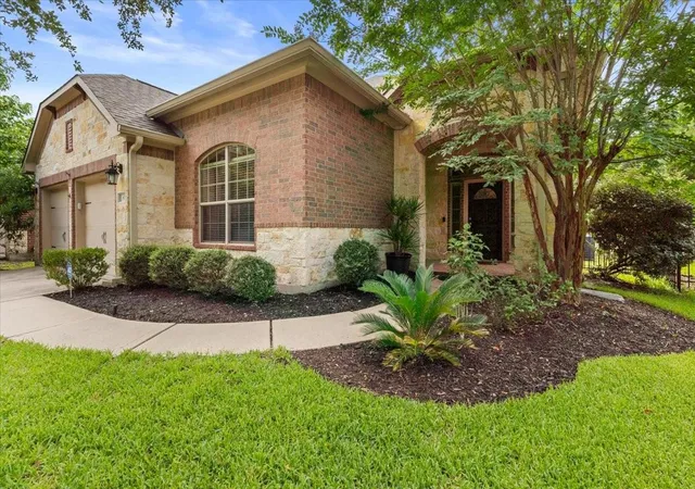 Homes for sale in Tomball, TX | 162 W Heritage Mill Cir, Tomball, TX 77375 | MLS# 23767471