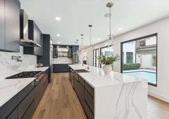 Photo 3 of Single family home for sale at 6348 Vanderbilt St, Houston, TX 77005 | MLS# 44660026 | Listing updated on 2026-09-17