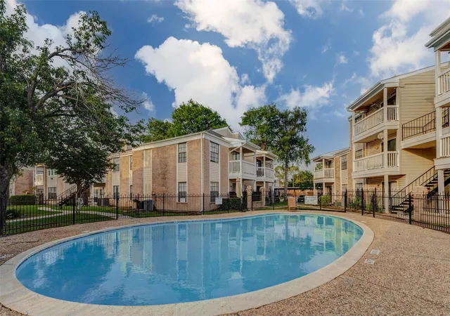 21st image of 2750 Holly Hall St #311, Houston, TX 77054 | MLS# 38302076