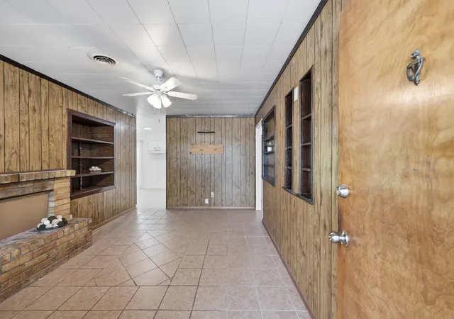 4th image of 4018 Darlinghurst Dr, Houston, TX 77045 | MLS# 38935284
