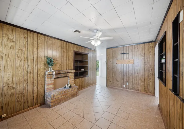 5th image of 4018 Darlinghurst Dr, Houston, TX 77045 | MLS# 38935284
