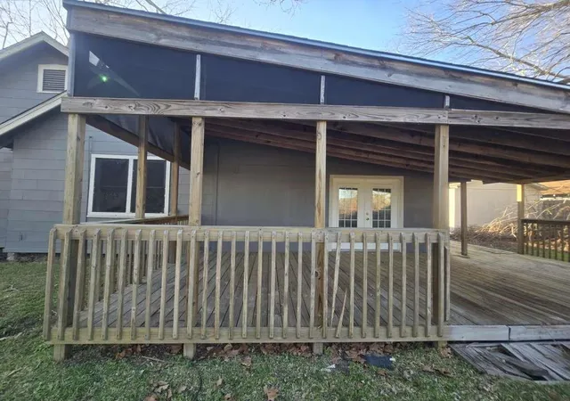 5th image of 600 E Fayle St, Baytown, TX 77520 | MLS# 52559837