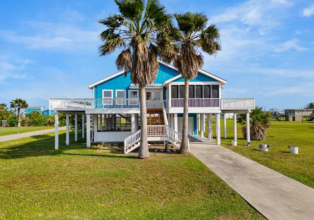 Photo 1 of Single family home for sale at 3902 3rd Street, Galveston, TX 77554 | MLS# 52477276 | Listing updated on 2026-05-02