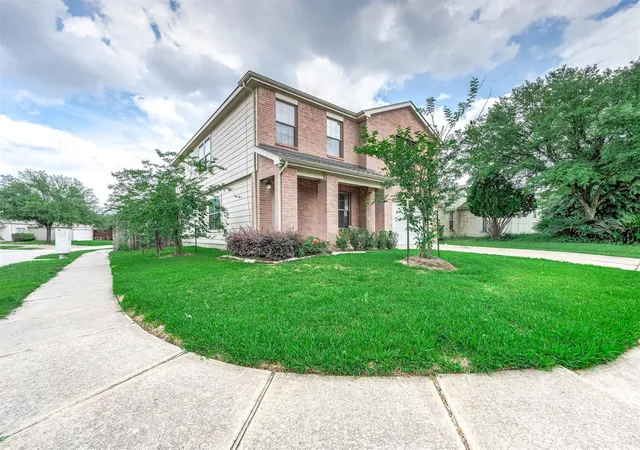 Photo 3 of Single family home for sale at 13722 Clarks Frk Dr, Houston, TX 77086 | MLS# 20573031 | Listing updated on 2026-07-28