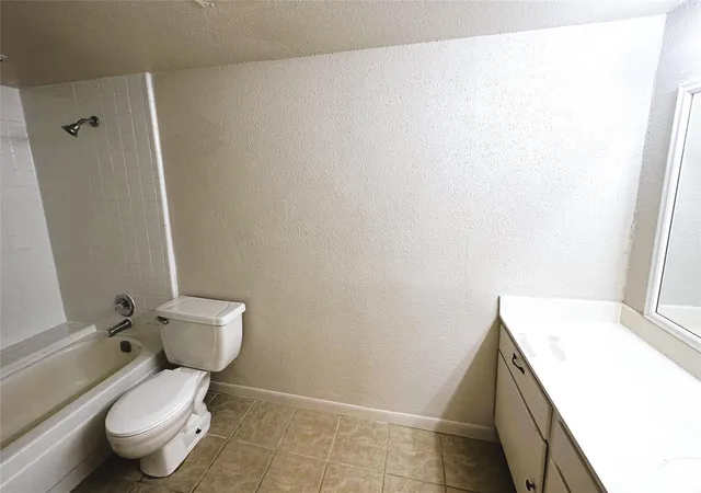 2nd image of 2820 S Bartell Dr, Houston, TX 77054