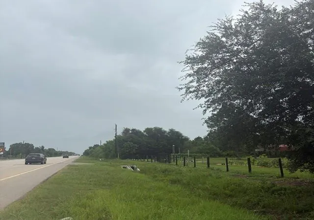 2nd image of 0 Hwy 35 Off, Alvin, TX 77511 | MLS# 30849346