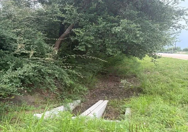 3rd image of 0 Hwy 35 Off, Alvin, TX 77511 | MLS# 30849346