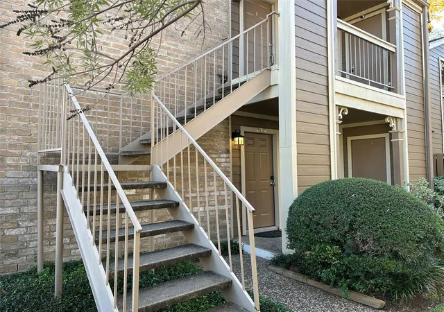 1st image of 1880 White Oak Dr, Houston, TX 77009