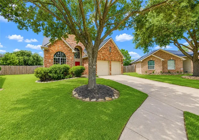 Photo 3 of Single family home for sale at 2711 Sabal Palms Ct, Katy, TX 77449 | MLS# 57207828 | Listing updated on 2026-07-29