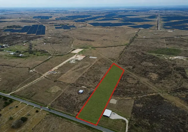5th image of 11501 Fm 1994 Rd, Guy, TX 77444 | MLS# 75016177