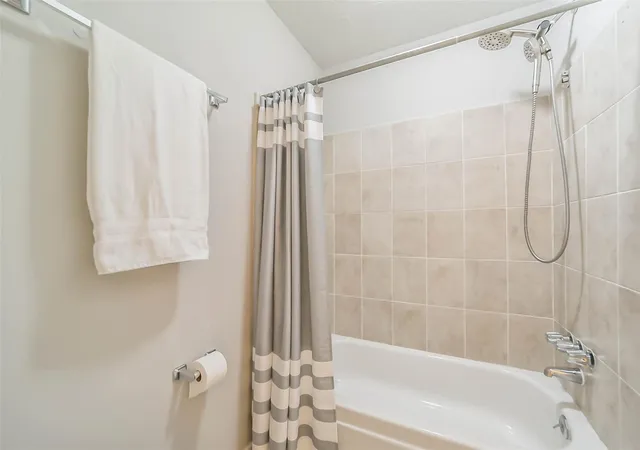 Photo 3 of Townhouse for sale at 1413 Ramada Dr #1413, Houston, TX 77062 | MLS# 90299738 | Listing updated on 2026-07-27