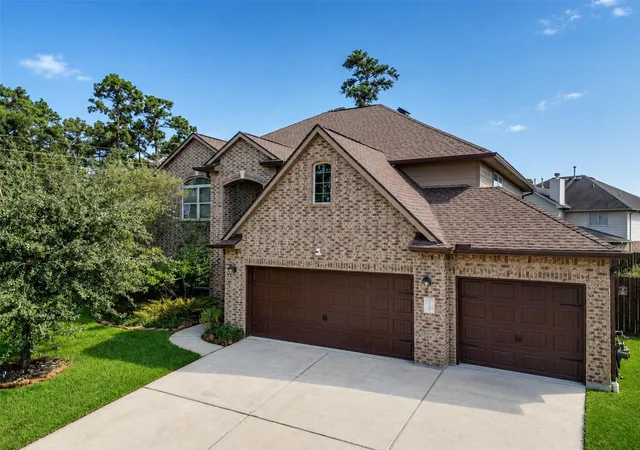 Photo 2 of Single family home for sale at 18114 Roebling Ct, Houston, TX 77044 | MLS# 4570949 | Listing updated on 2026-09-06