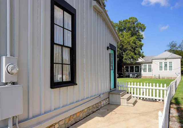 Homes for sale in Round Top, TX | 108 N Washington St, Round Top, TX 78954 | MLS# 5953590