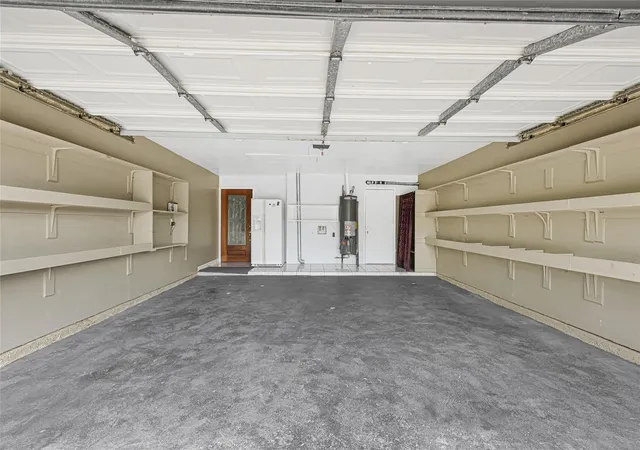 5th image of 9208 Carousel Ln, Houston, TX 77080 | MLS# 33668277