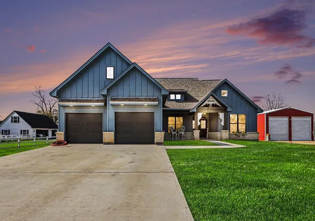 Homes for sale in Angleton, TX | 444 Mill Rd, Angleton, TX 77515 | MLS# 25093749