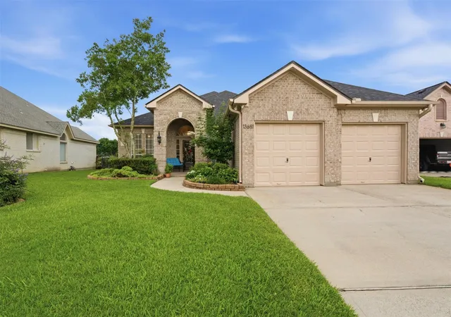 4th image of 13681 Lakeside Pl Dr, Willis, TX 77318 | MLS# 3991140