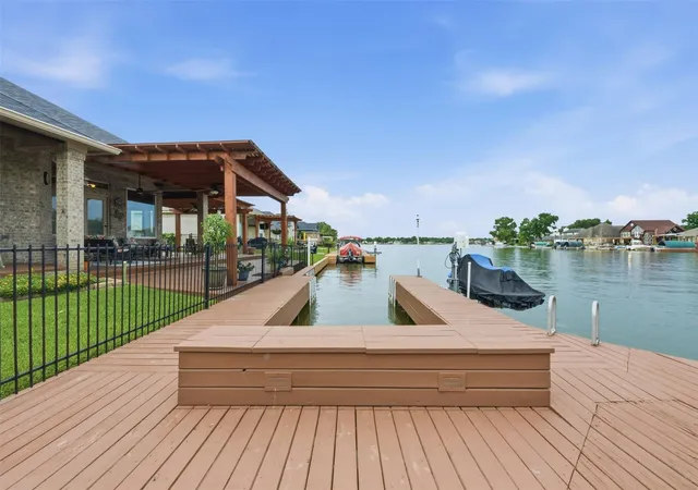 5th image of 13681 Lakeside Pl Dr, Willis, TX 77318 | MLS# 3991140