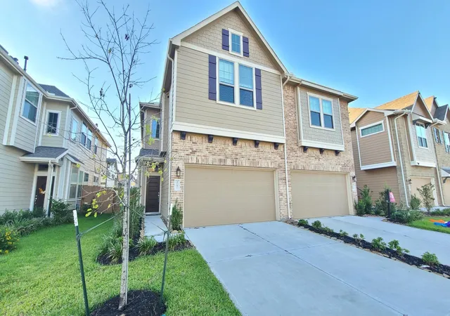 Townhouse for sale at 4241 Merry Ml Dr, Spring, TX 77386 | MLS# 48659580