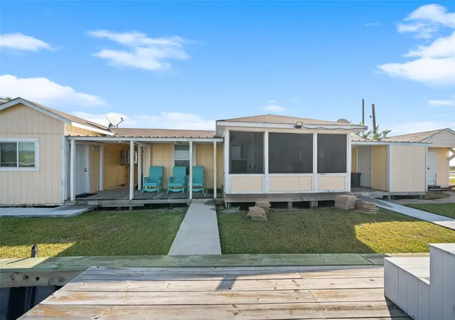 Photo 3 of Single family home for sale at 3130 Fm 2031, Matagorda, TX 77457 | MLS# 44511044 | Listing updated on 2026-09-02