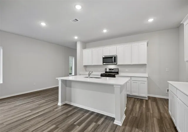 Photo 4 of Single family home for sale at 1116 Novelle Bnd Dr, Huffman, TX 77336 | MLS# 37513392 | Listing updated on 2026-09-19