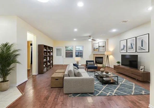 Photo 1 of Single family home for sale at 7923 Ashford Trace Dr, Houston, TX 77072 | MLS# 83434790 | Listing updated on 2026-08-28