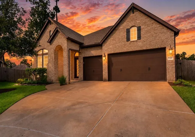 Homes for sale in Spring, TX | 32001 Birch Briar Ct, Spring, TX 77386 | MLS# 61629005