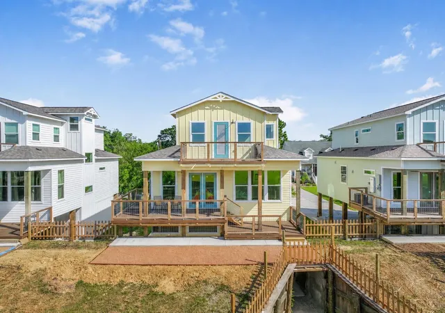 4th image of 4436 Shady Lake Dr, Seabrook, TX 77586 | MLS# 49563988