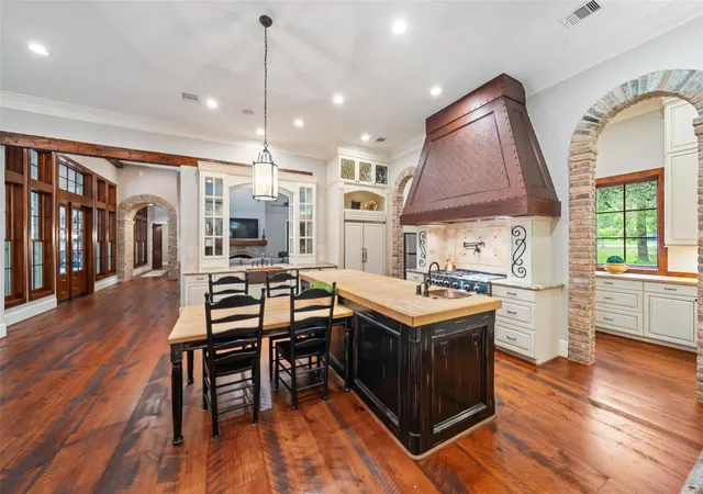 Photo 3 of Single family home for sale at 4402 Oscoda Ct, Spring, TX 77386 | MLS# 17759470 | Listing updated on 2026-09-20