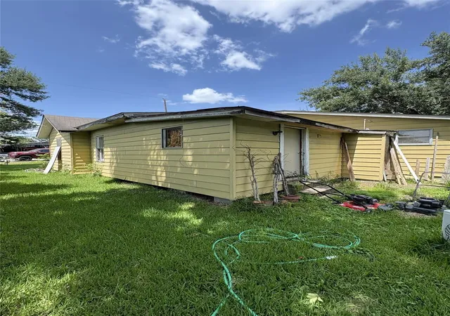 Photo 3 of Single family home for sale at 14544 Renault St, Houston, TX 77015 | MLS# 20617210 | Listing updated on 2026-06-28