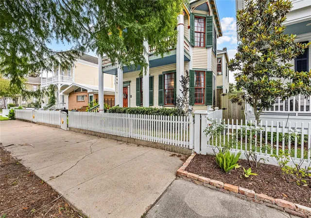 Photo 2 of Multi family home for sale at 1807 Church St, Galveston, TX 77550 | MLS# 44549476 | Listing updated on 2026-08-31