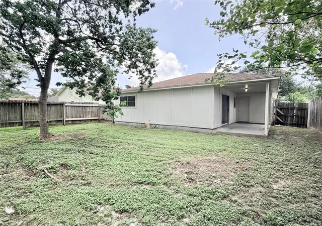 5th image of 2612 4Th Ave N, Texas City, TX 77590 | MLS# 50157757