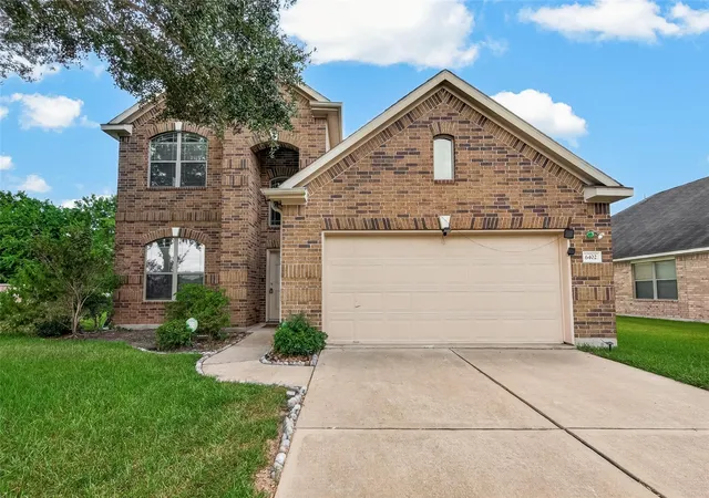 Photo 2 of Sale Pending at 6402 Patridge Dr, Pearland, TX 77584 | MLS# 89490511 | Listing updated on 2026-09-21