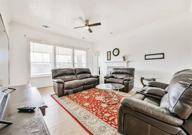 5th image of 4113 Oak Point Dr, Pearland, TX 77581 | MLS# 18282372